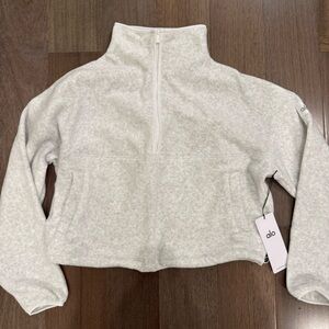 Alo NWT Polar Fleece Retreat Cover Up
